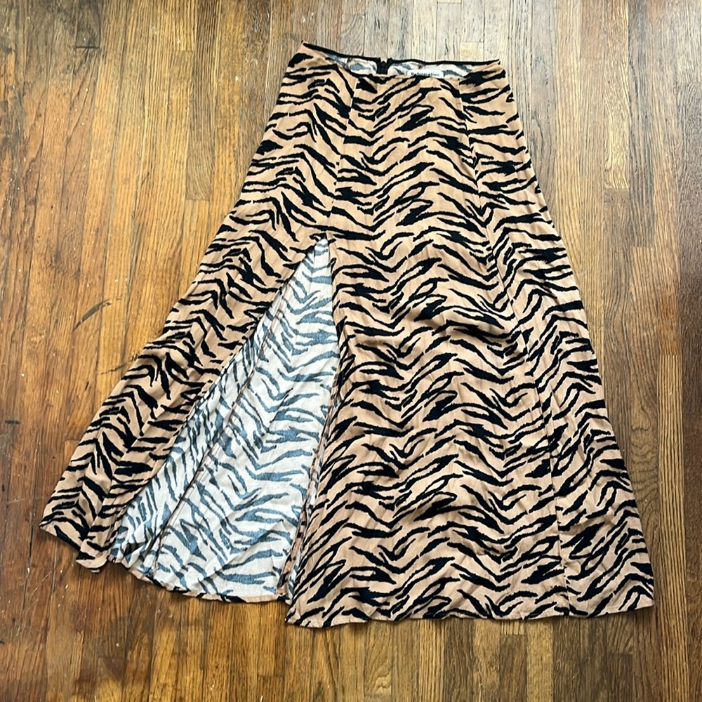 Reformation Zoe Skirt- size 4
